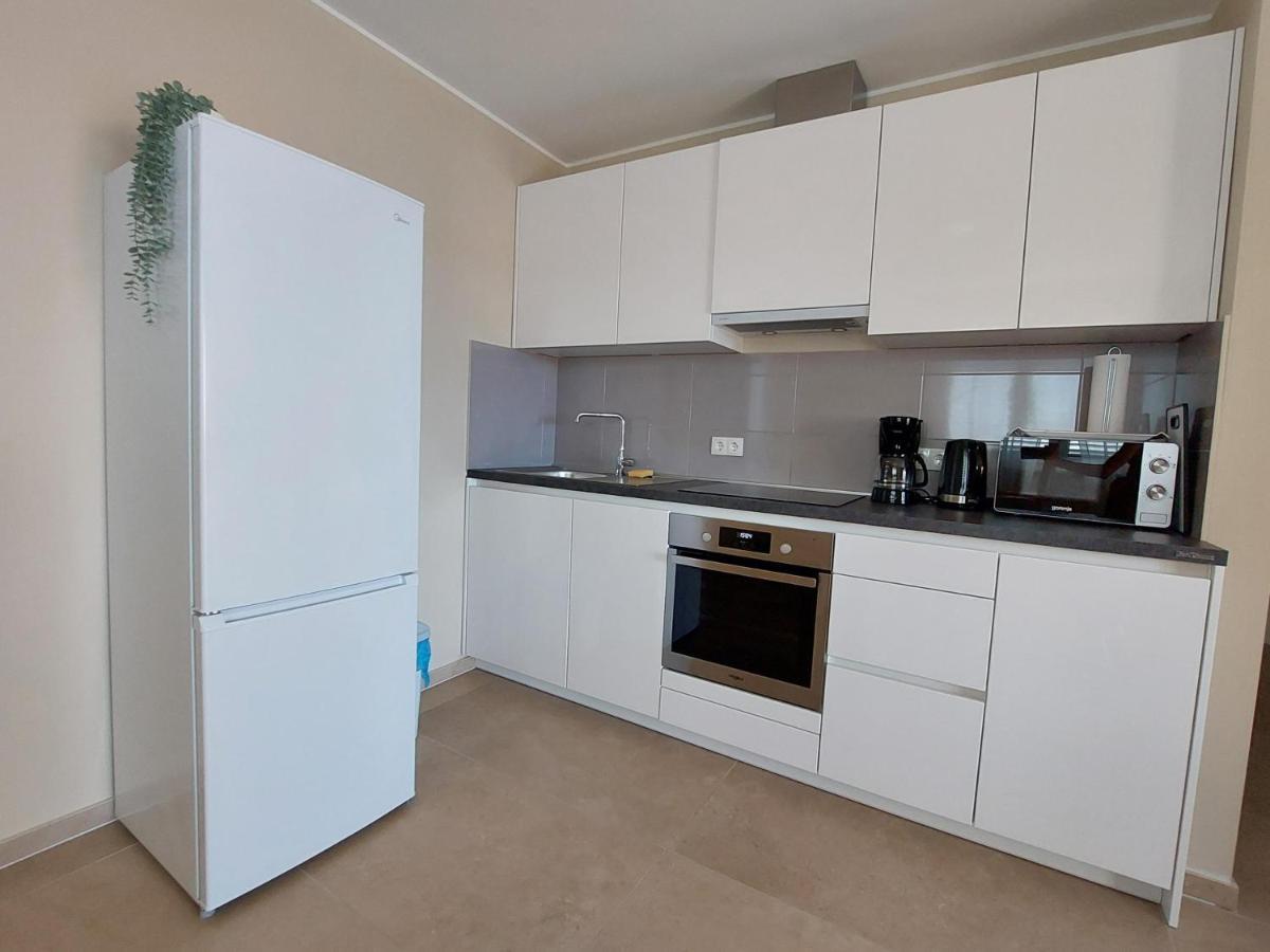 Seashells Apartments Tribunj Трибунь Экстерьер фото