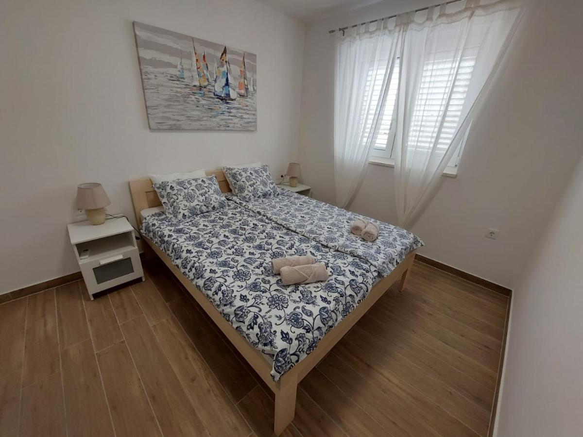 Seashells Apartments Tribunj Трибунь Экстерьер фото
